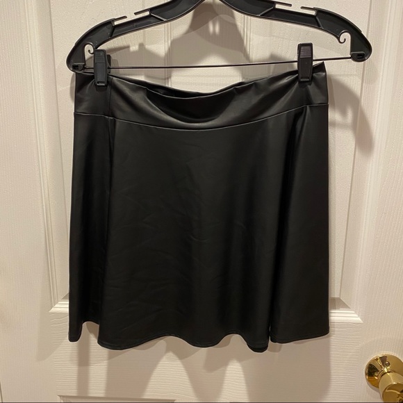 Flowy Leather Skirt - Picture 1 of 3